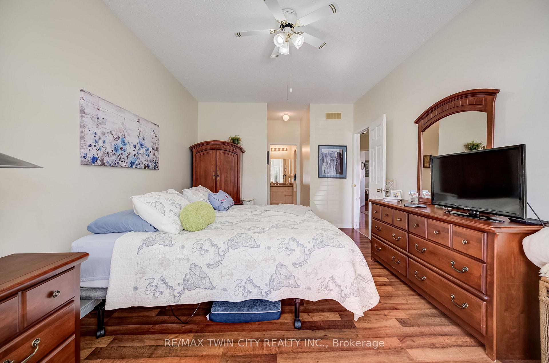 Photo 18 of 360 Erbsville Road, Waterloo, Upper Beechwood — HOMEH