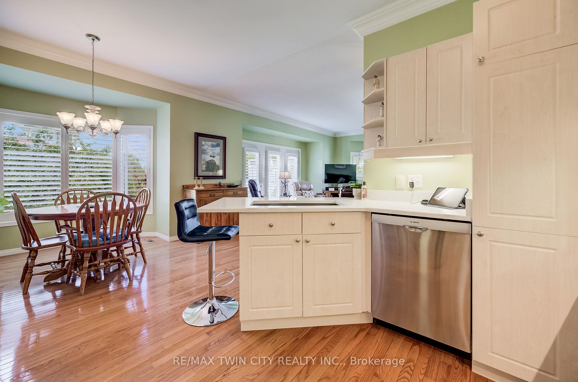 Photo 33 of 360 Erbsville Road, Waterloo, Upper Beechwood — HOMEH