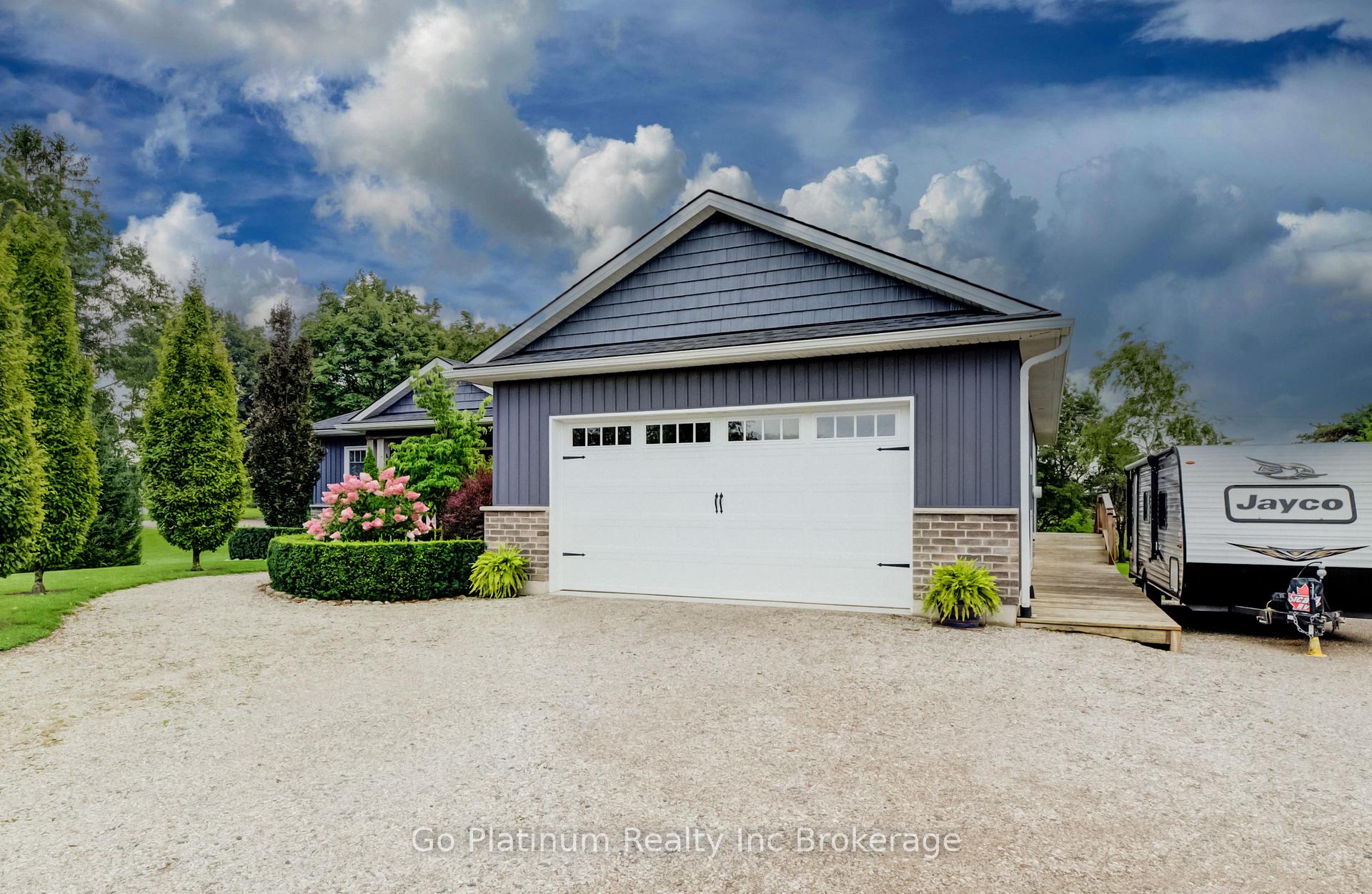 Photo 3 of 385020 Salford Road, Norwich, Holbrook — HOMEH