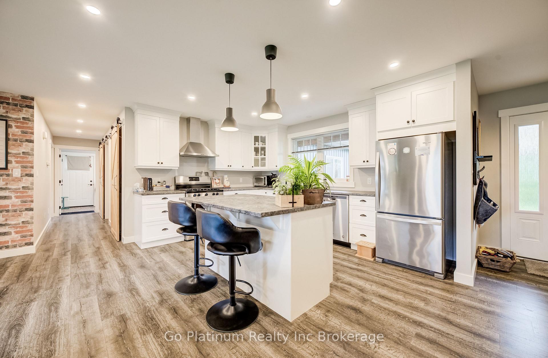 Photo 8 of 385020 Salford Road, Norwich, Holbrook — HOMEH
