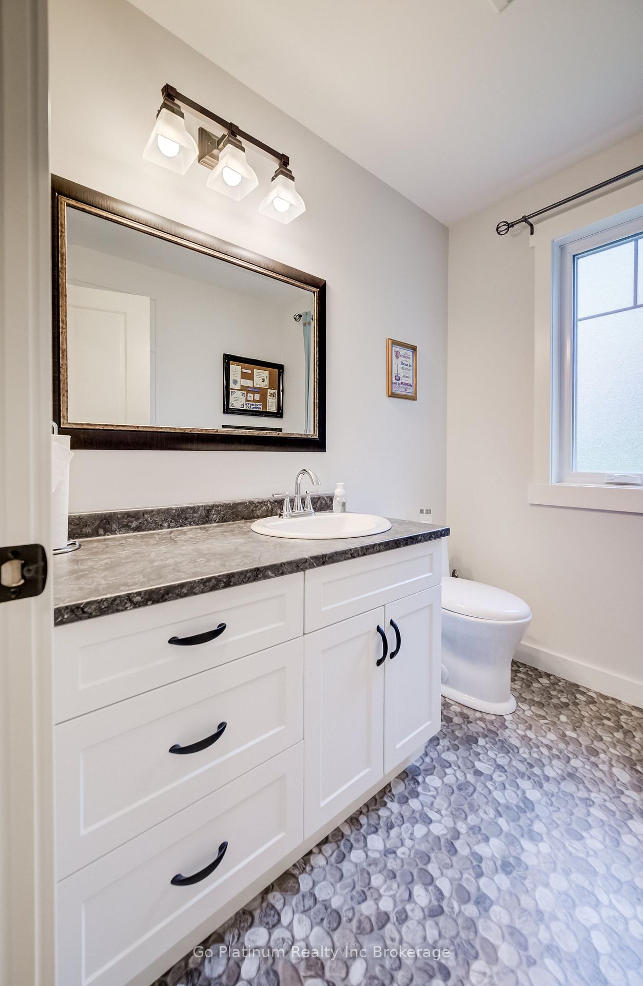 Photo 22 of 385020 Salford Road, Norwich, Holbrook — HOMEH