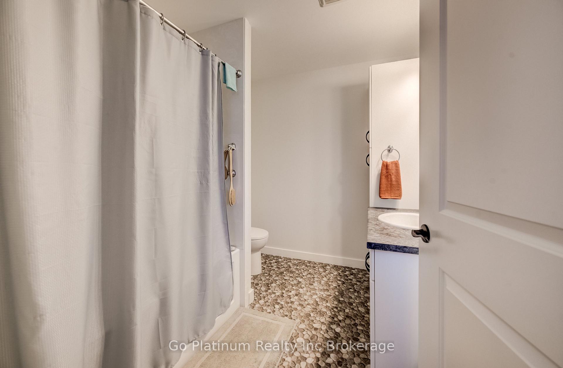 Photo 25 of 385020 Salford Road, Norwich, Holbrook — HOMEH
