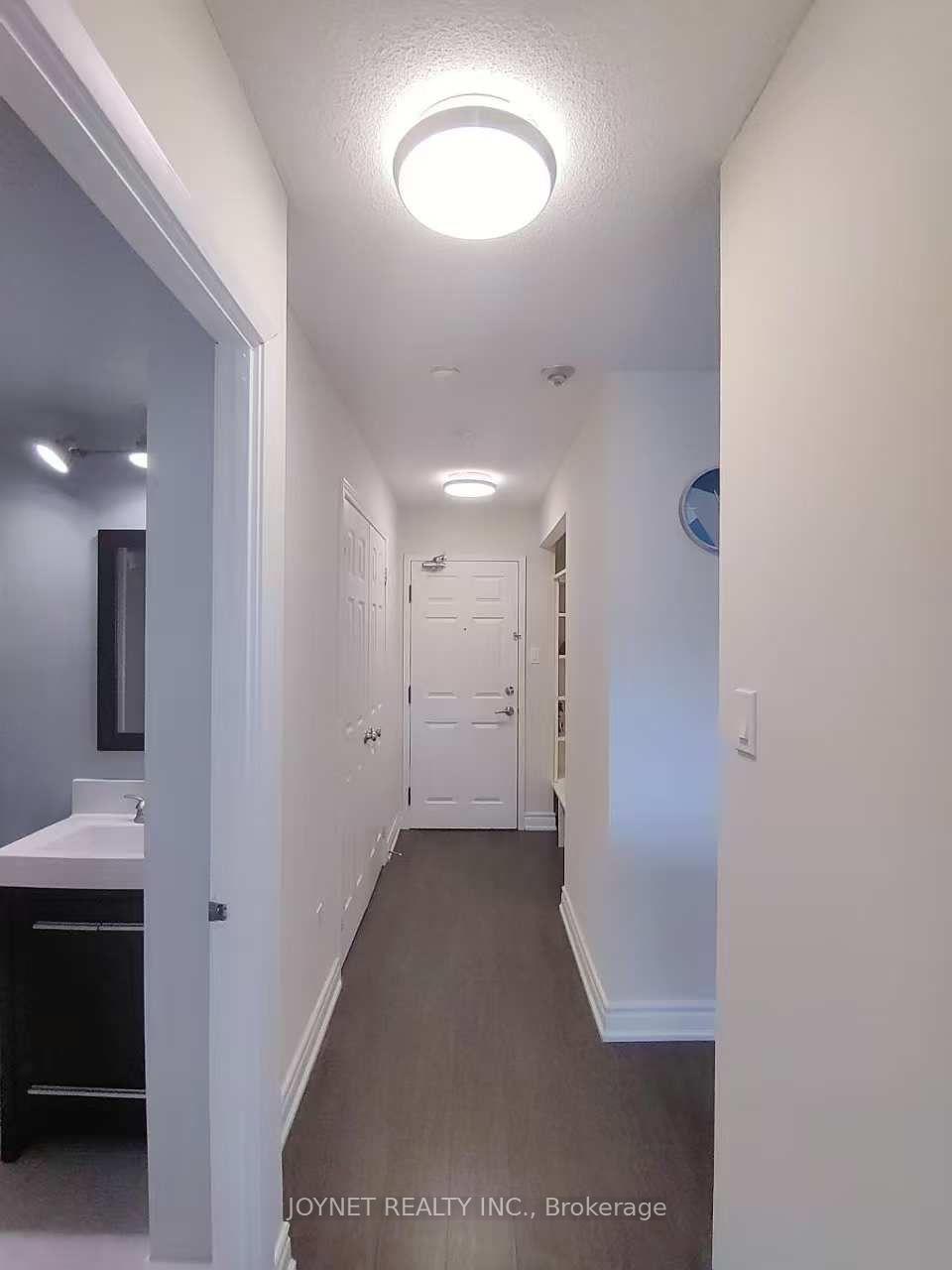 Photo 7 of Unit 721, 309 Major Mackenzie Drive E, Richmond Hill, Harding — HOMEH