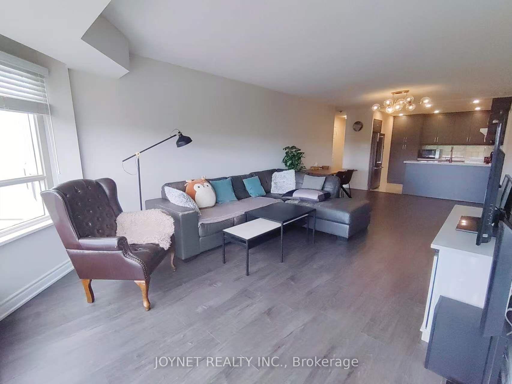 Photo 8 of Unit 721, 309 Major Mackenzie Drive E, Richmond Hill, Harding — HOMEH