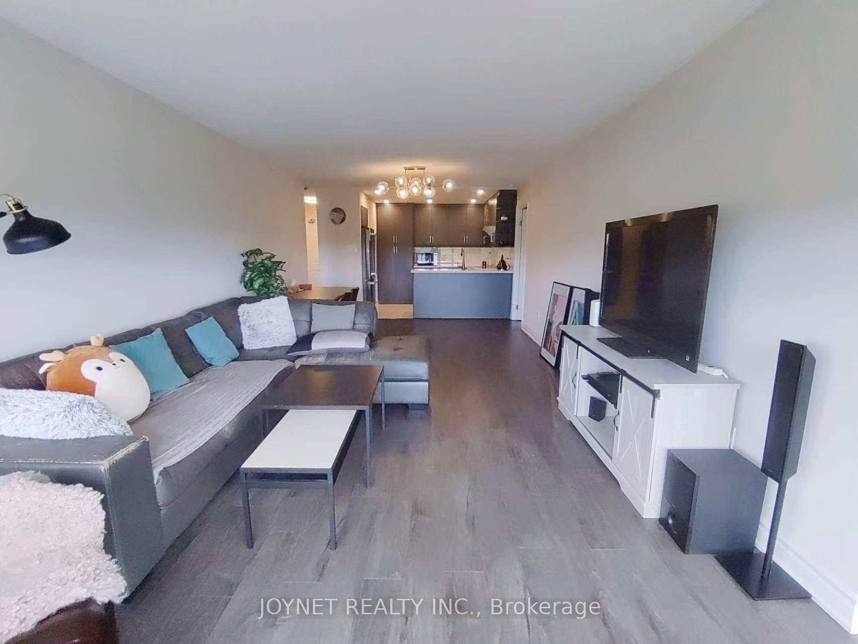 Photo 9 of Unit 721, 309 Major Mackenzie Drive E, Richmond Hill, Harding — HOMEH