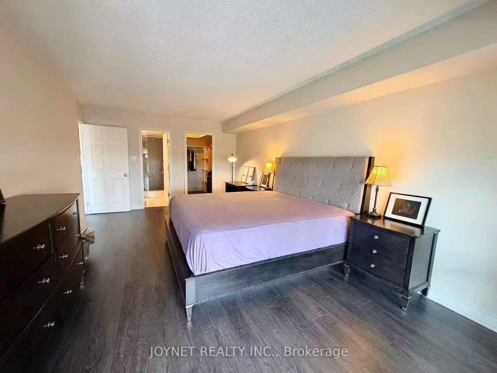 Photo 13 of Unit 721, 309 Major Mackenzie Drive E, Richmond Hill, Harding — HOMEH