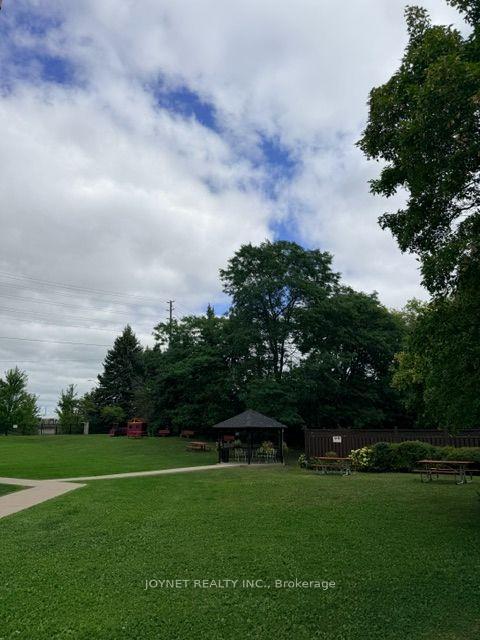 Photo 19 of Unit 721, 309 Major Mackenzie Drive E, Richmond Hill, Harding — HOMEH