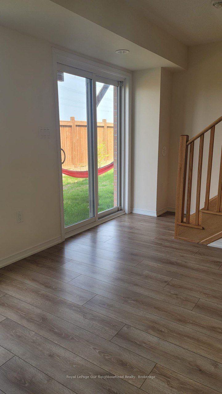 Photo 5 of 2663 Magdalen Path, Oshawa, Windfields — HOMEH