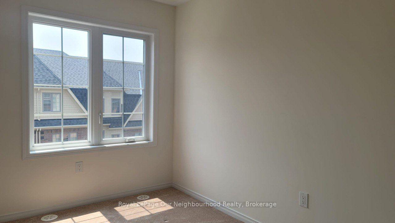 Photo 12 of 2663 Magdalen Path, Oshawa, Windfields — HOMEH