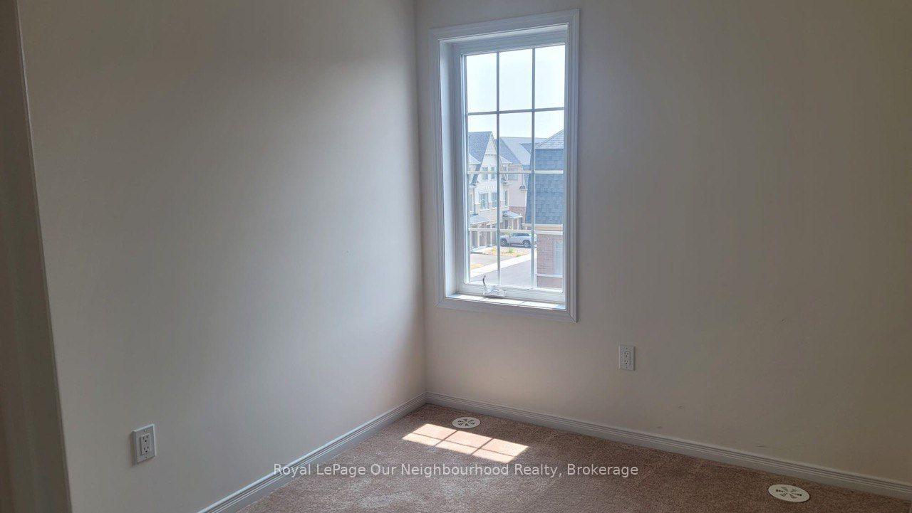 Photo 14 of 2663 Magdalen Path, Oshawa, Windfields — HOMEH