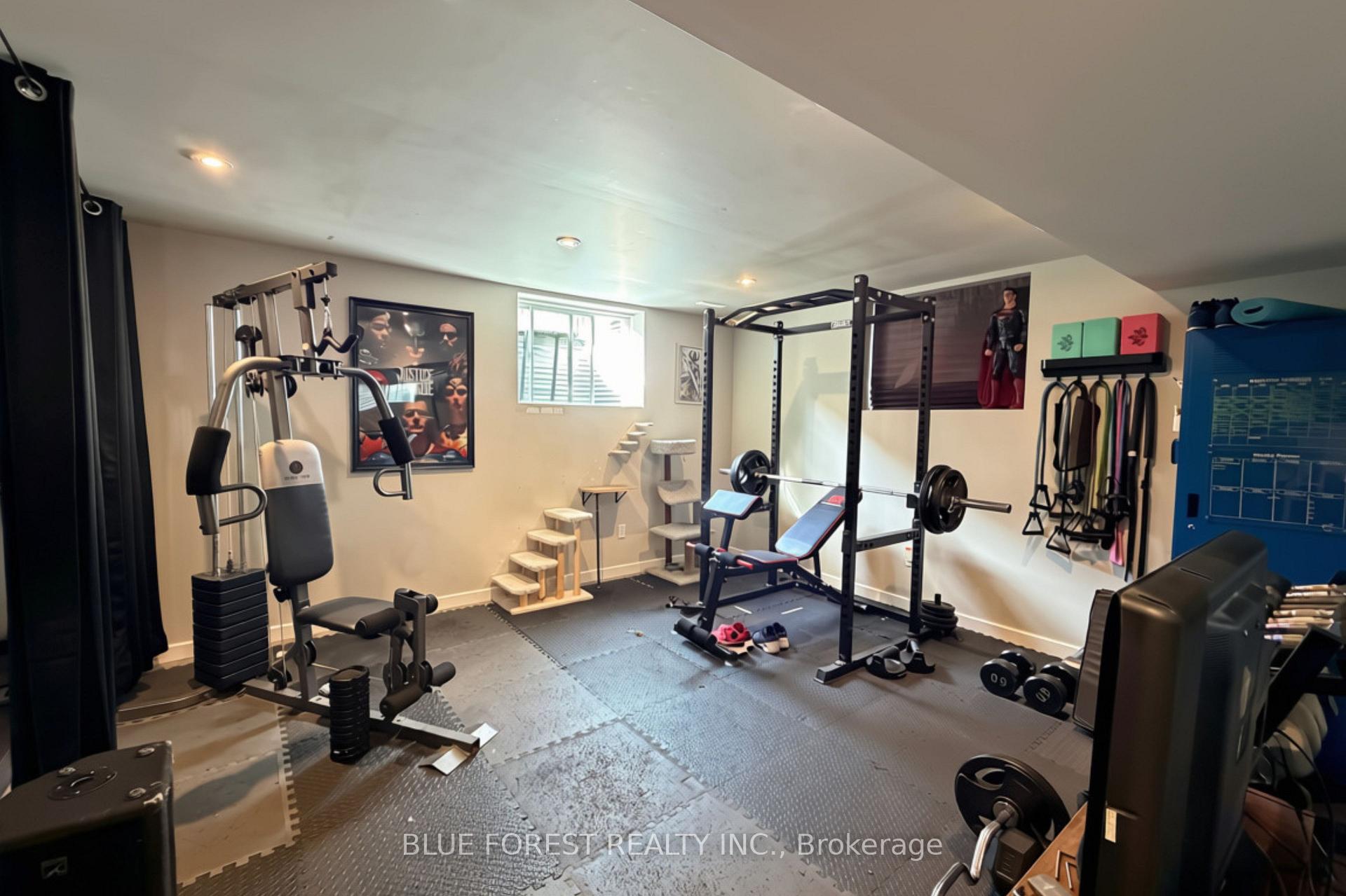 Photo 18 of 3584 Singleton Avenue, London, South W — HOMEH