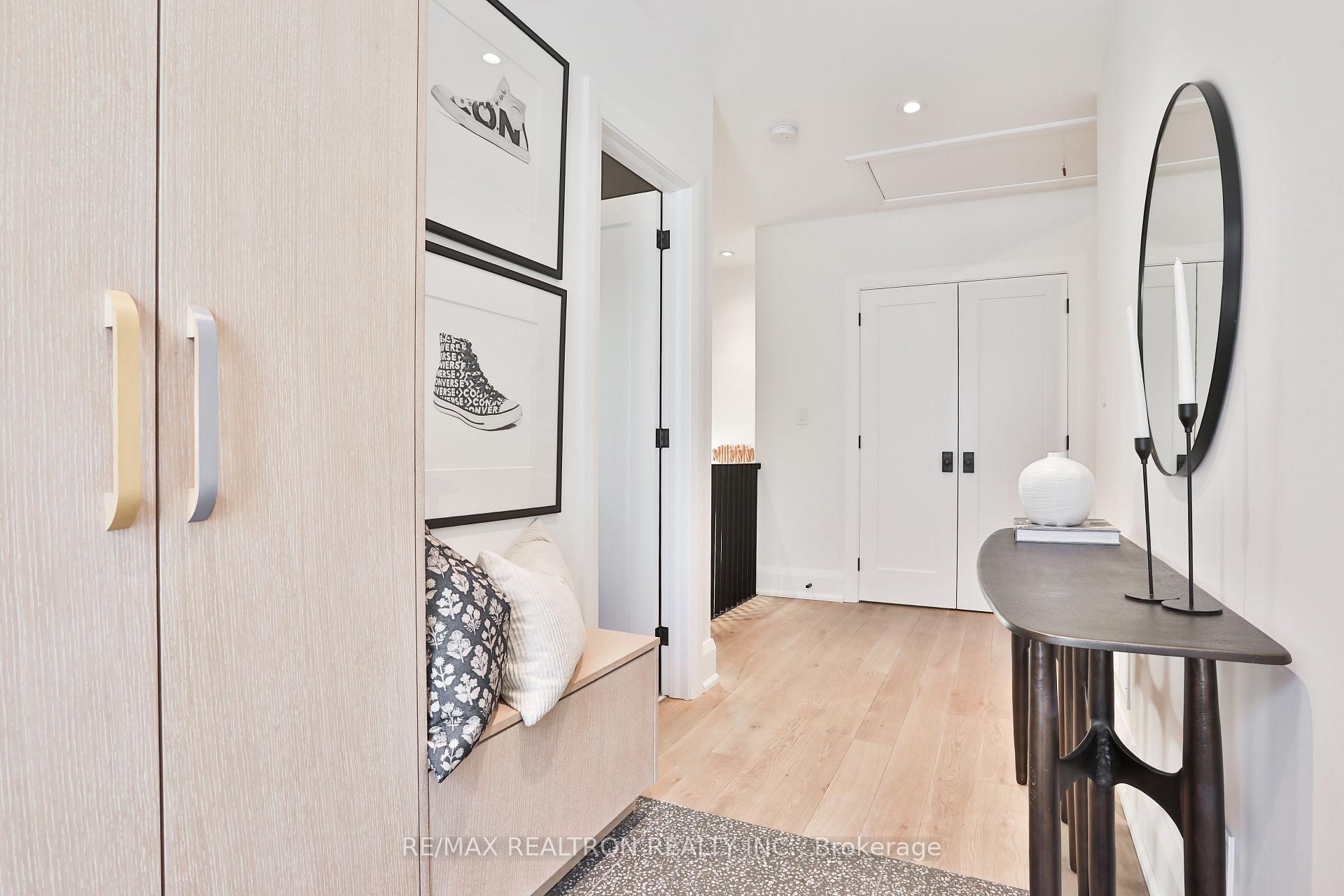 Photo 3 of 46 Gloucester Grove, Toronto, Humewood-Cedarvale — HOMEH