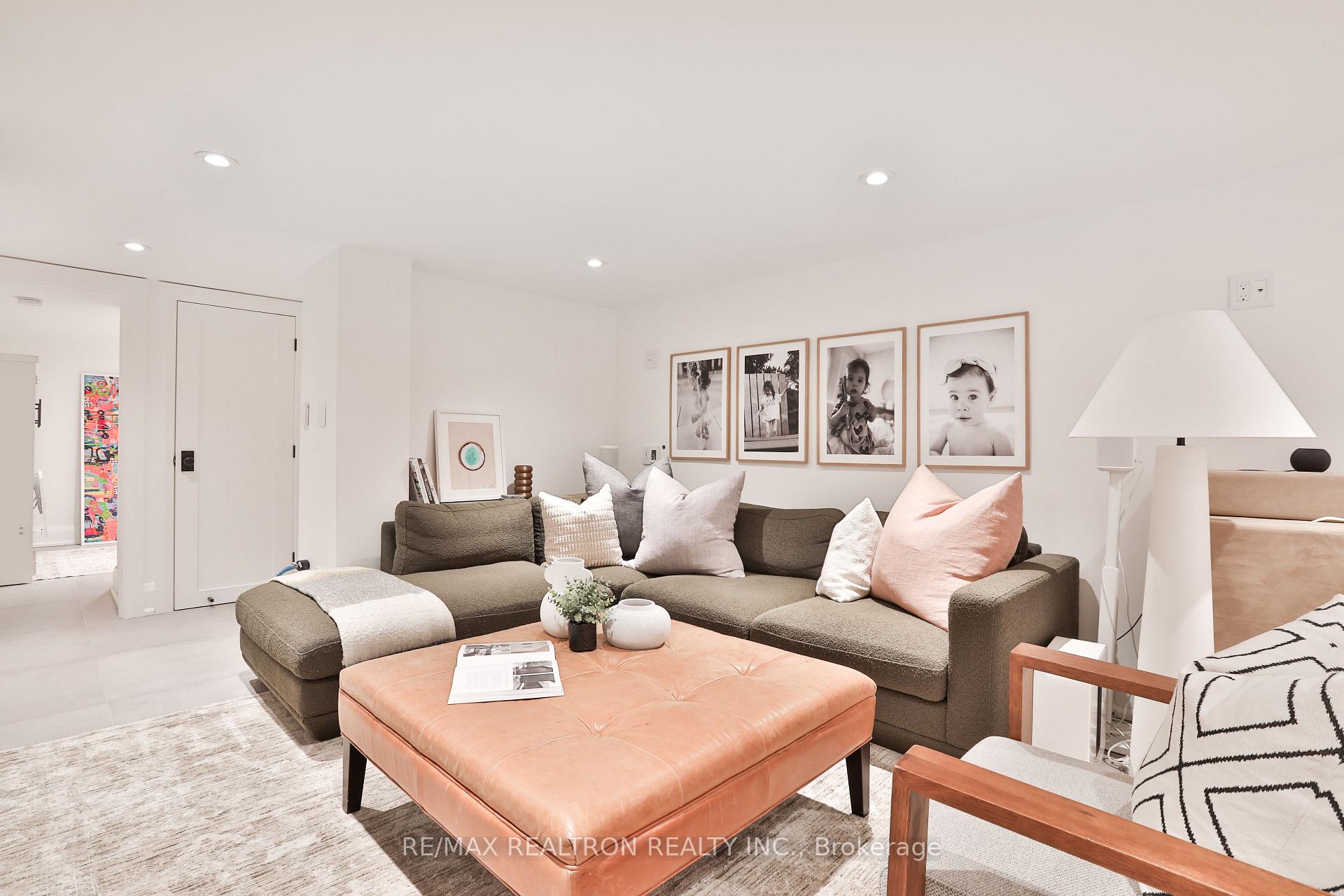 Photo 27 of 46 Gloucester Grove, Toronto, Humewood-Cedarvale — HOMEH