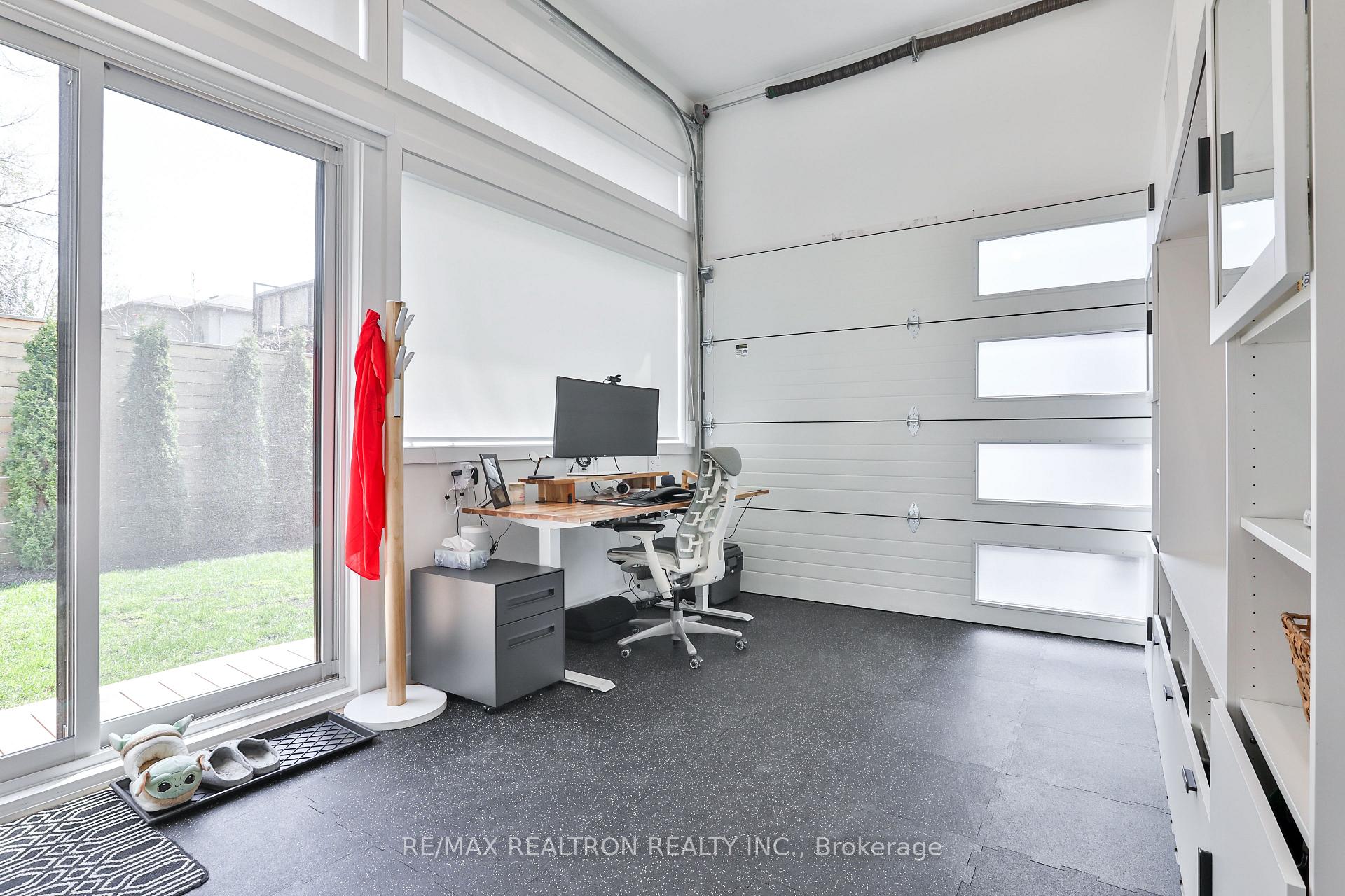 Photo 36 of 46 Gloucester Grove, Toronto, Humewood-Cedarvale — HOMEH