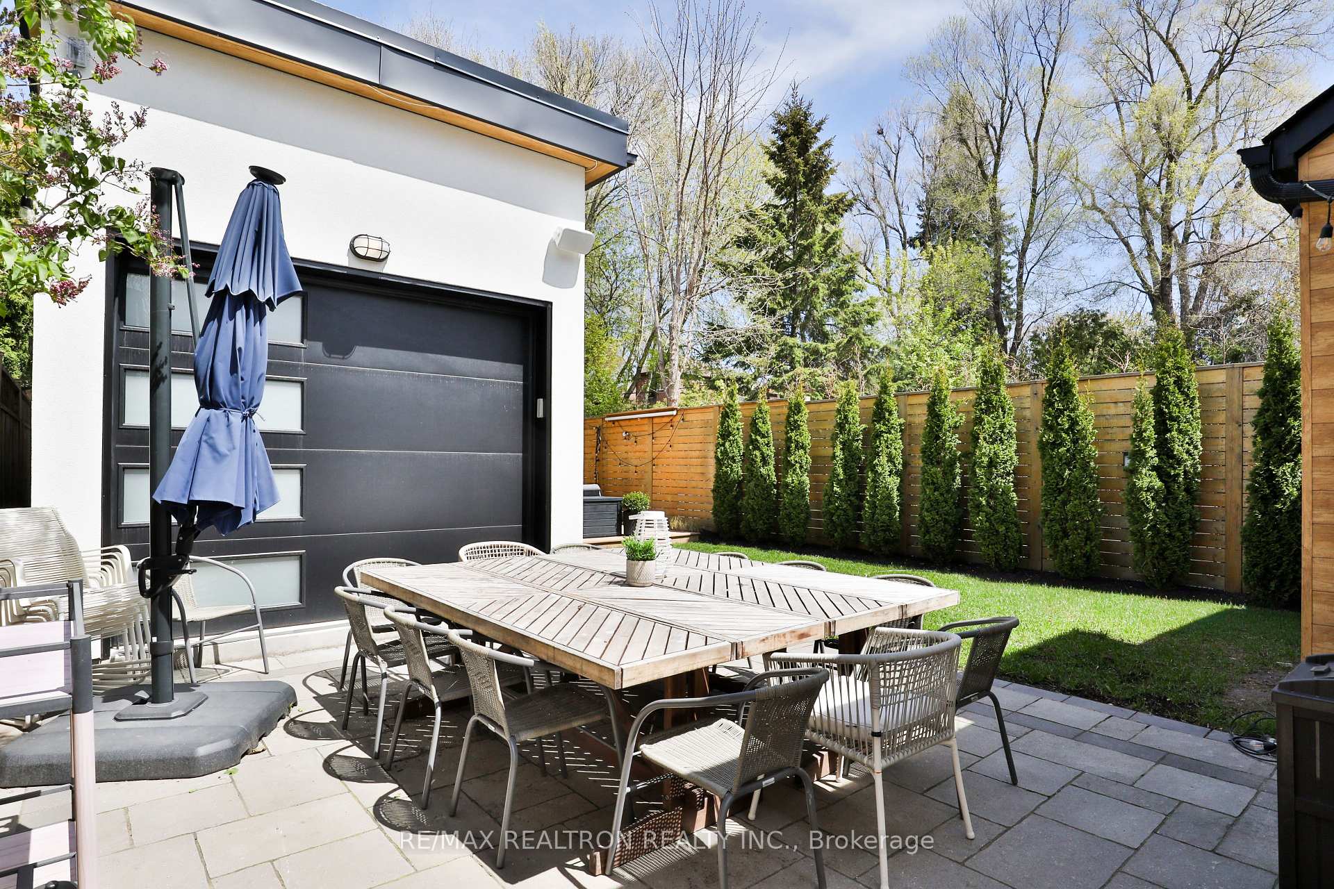 Photo 39 of 46 Gloucester Grove, Toronto, Humewood-Cedarvale — HOMEH