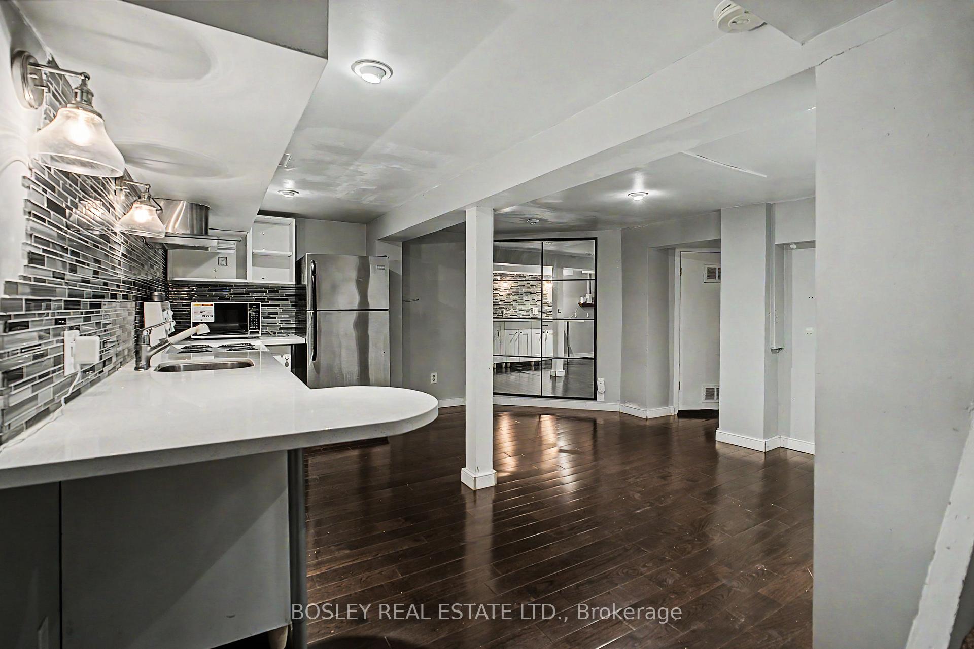 Photo 1 of Unit Lower, 254 Broadway Avenue, Toronto, Mount Pleasant East — HOMEH