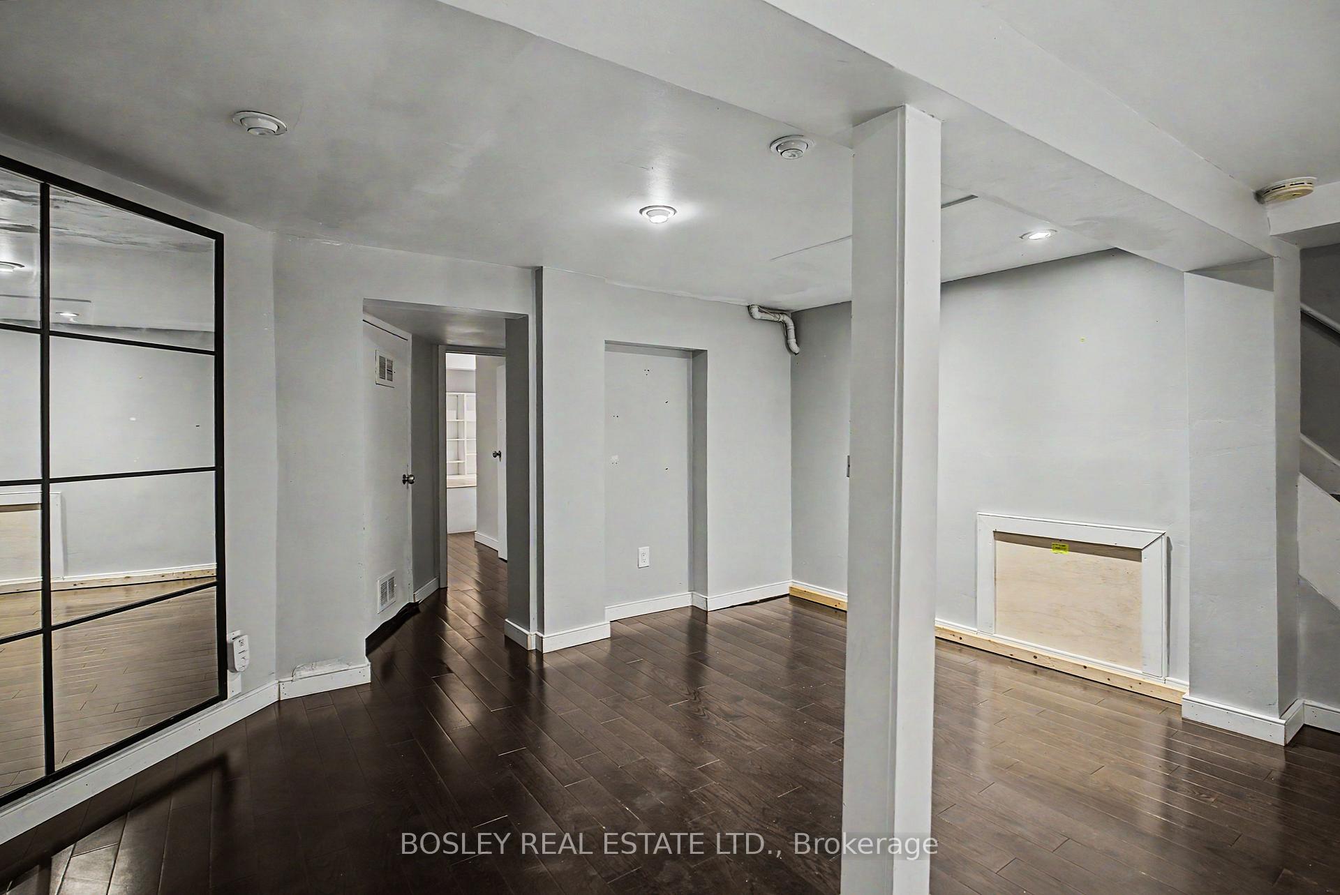 Photo 12 of Unit Lower, 254 Broadway Avenue, Toronto, Mount Pleasant East — HOMEH