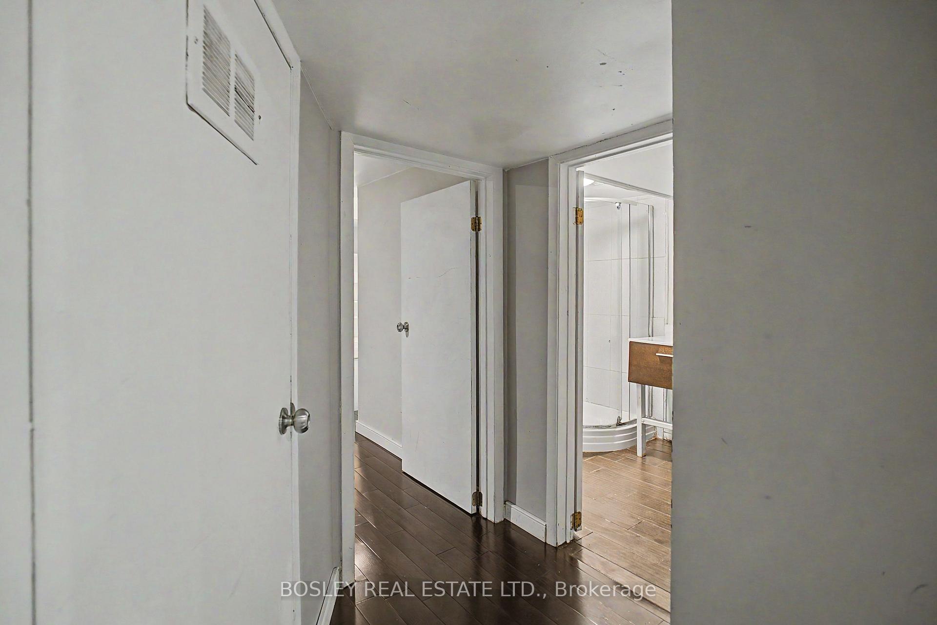 Photo 13 of Unit Lower, 254 Broadway Avenue, Toronto, Mount Pleasant East — HOMEH