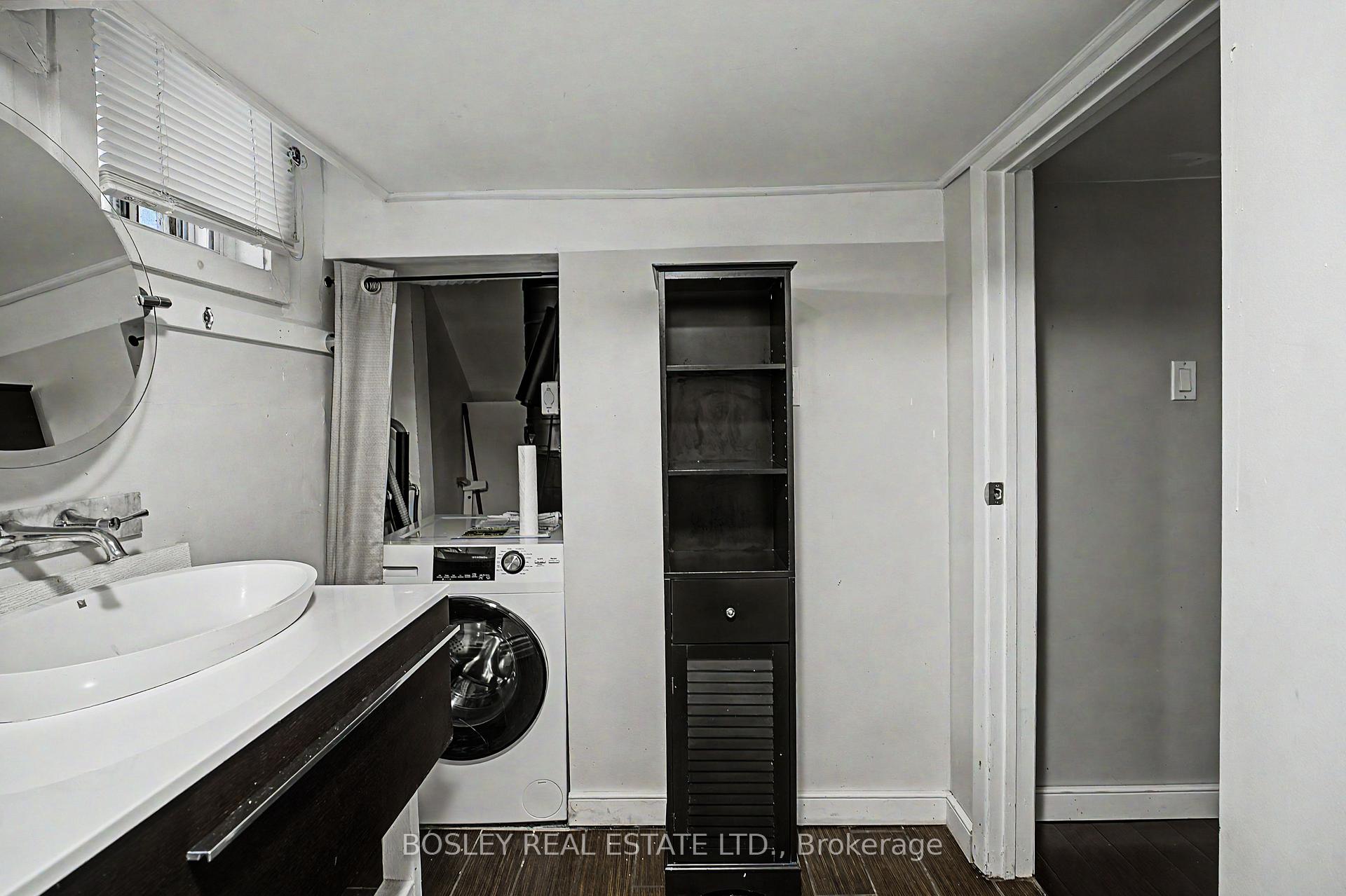 Photo 30 of Unit Lower, 254 Broadway Avenue, Toronto, Mount Pleasant East — HOMEH