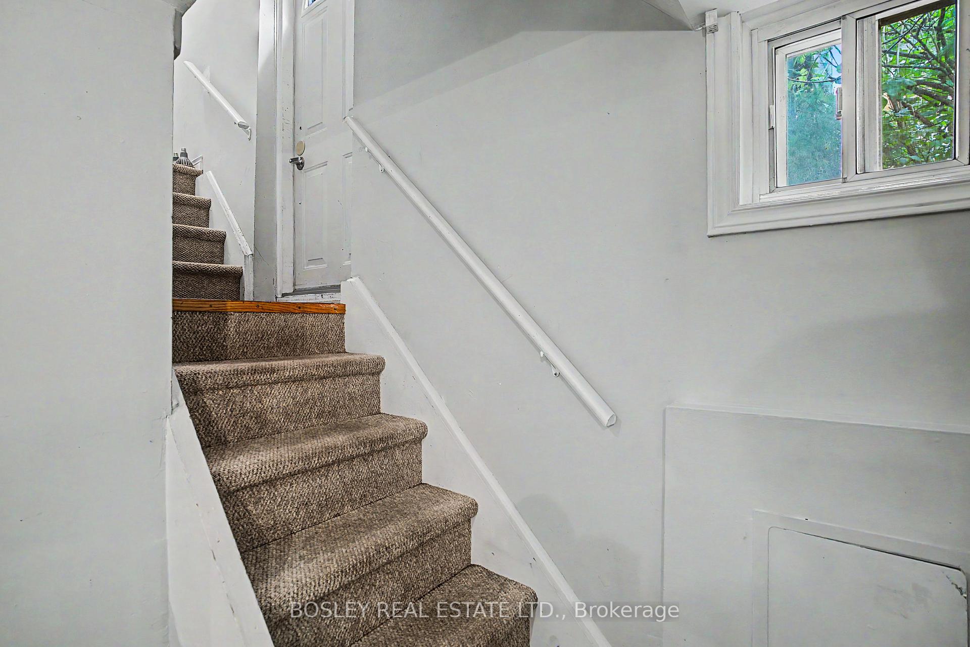 Photo 33 of Unit Lower, 254 Broadway Avenue, Toronto, Mount Pleasant East — HOMEH