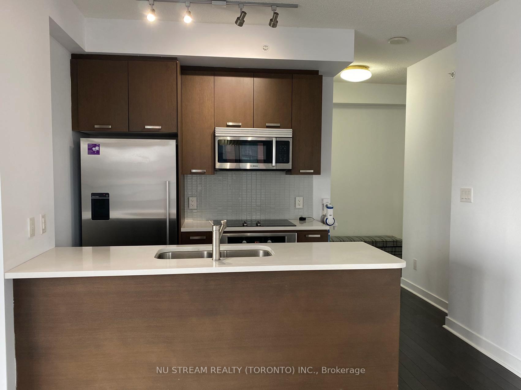 Photo 8 of Unit 4107, 295 Adelaide Street W, Toronto, Waterfront Communities — HOMEH