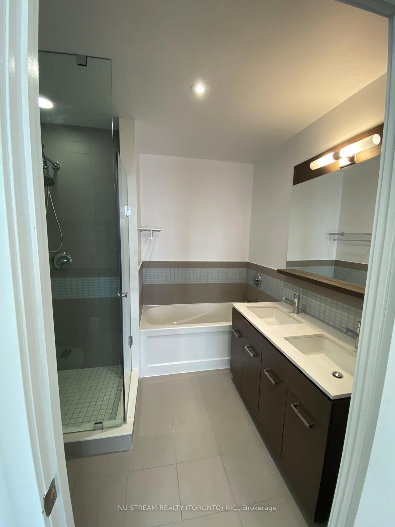 Photo 11 of Unit 4107, 295 Adelaide Street W, Toronto, Waterfront Communities — HOMEH