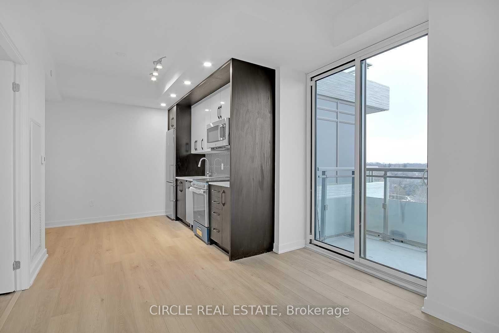 Photo 6 of Unit 701, 1 Cardiff Road, Toronto, Mount Pleasant East — HOMEH