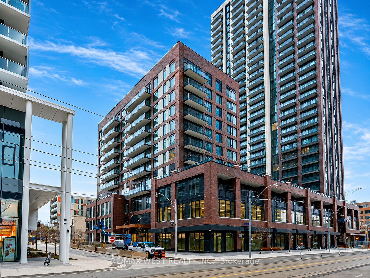 Front of Unit 1117, 35 Tubman Avenue W