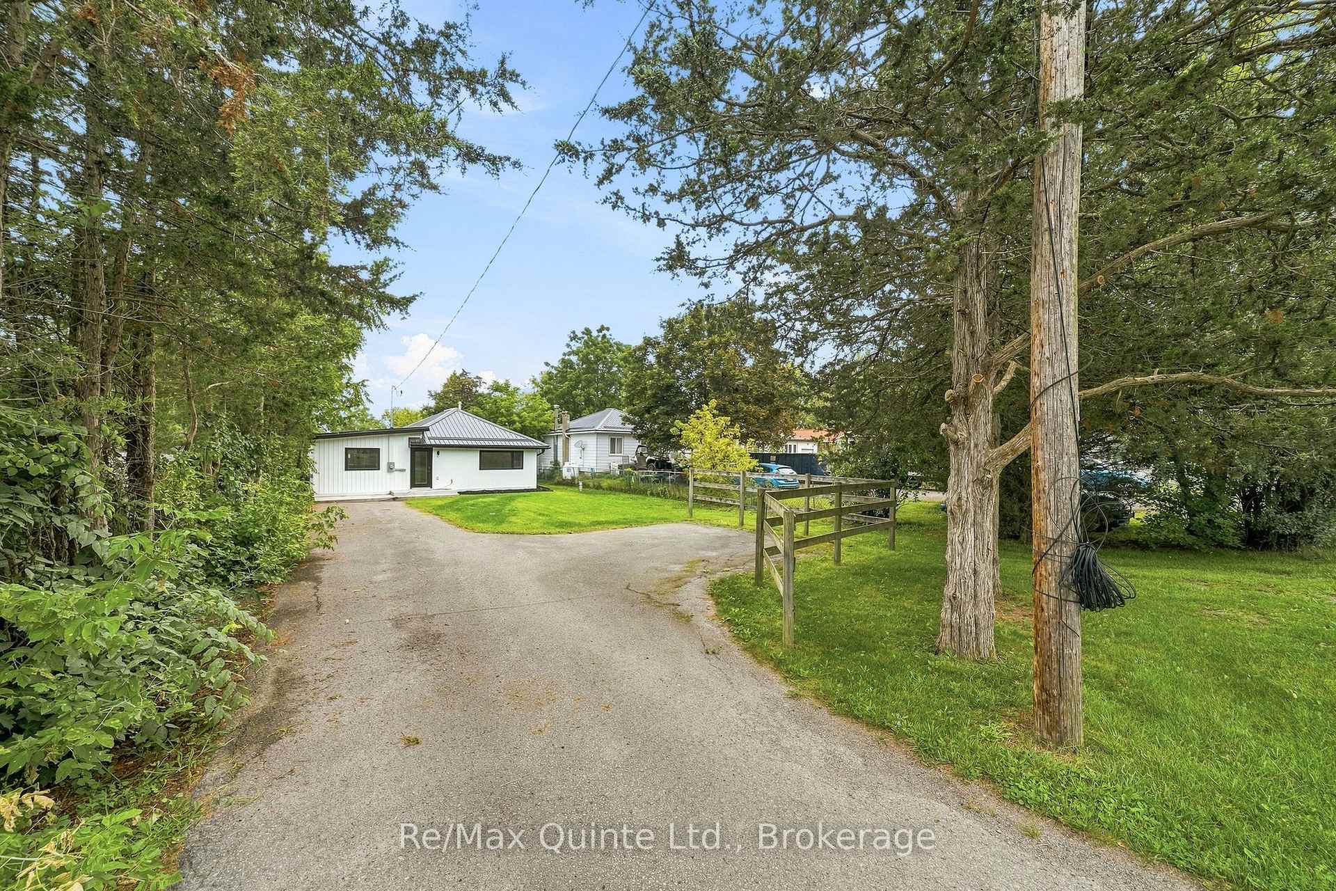 Photo 2 of 417 County Road 28, Prince Edward County, Ameliasburgh — HOMEH