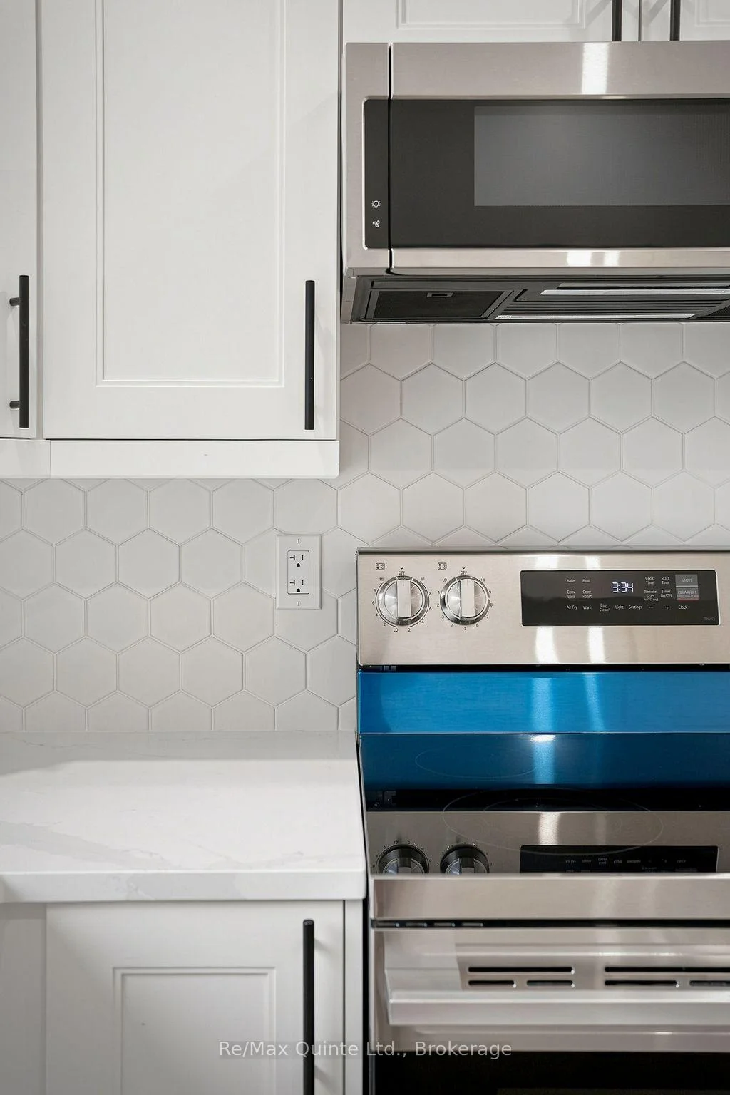 Photo 15 of 417 County Road 28, Prince Edward County, Ameliasburgh — HOMEH