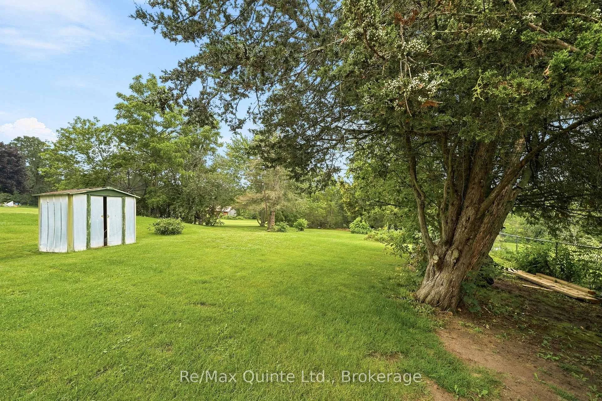 Photo 44 of 417 County Road 28, Prince Edward County, Ameliasburgh — HOMEH