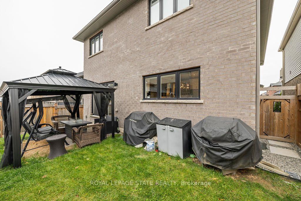 Photo 39 of 4040 Stadelbauer Drive, Lincoln, Beamsville — HOMEH