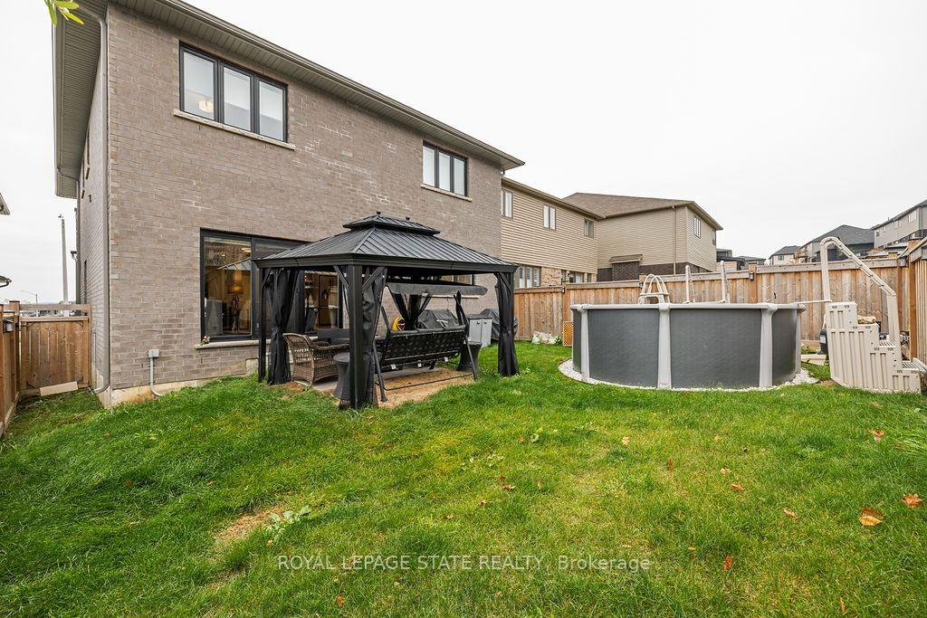 Photo 40 of 4040 Stadelbauer Drive, Lincoln, Beamsville — HOMEH