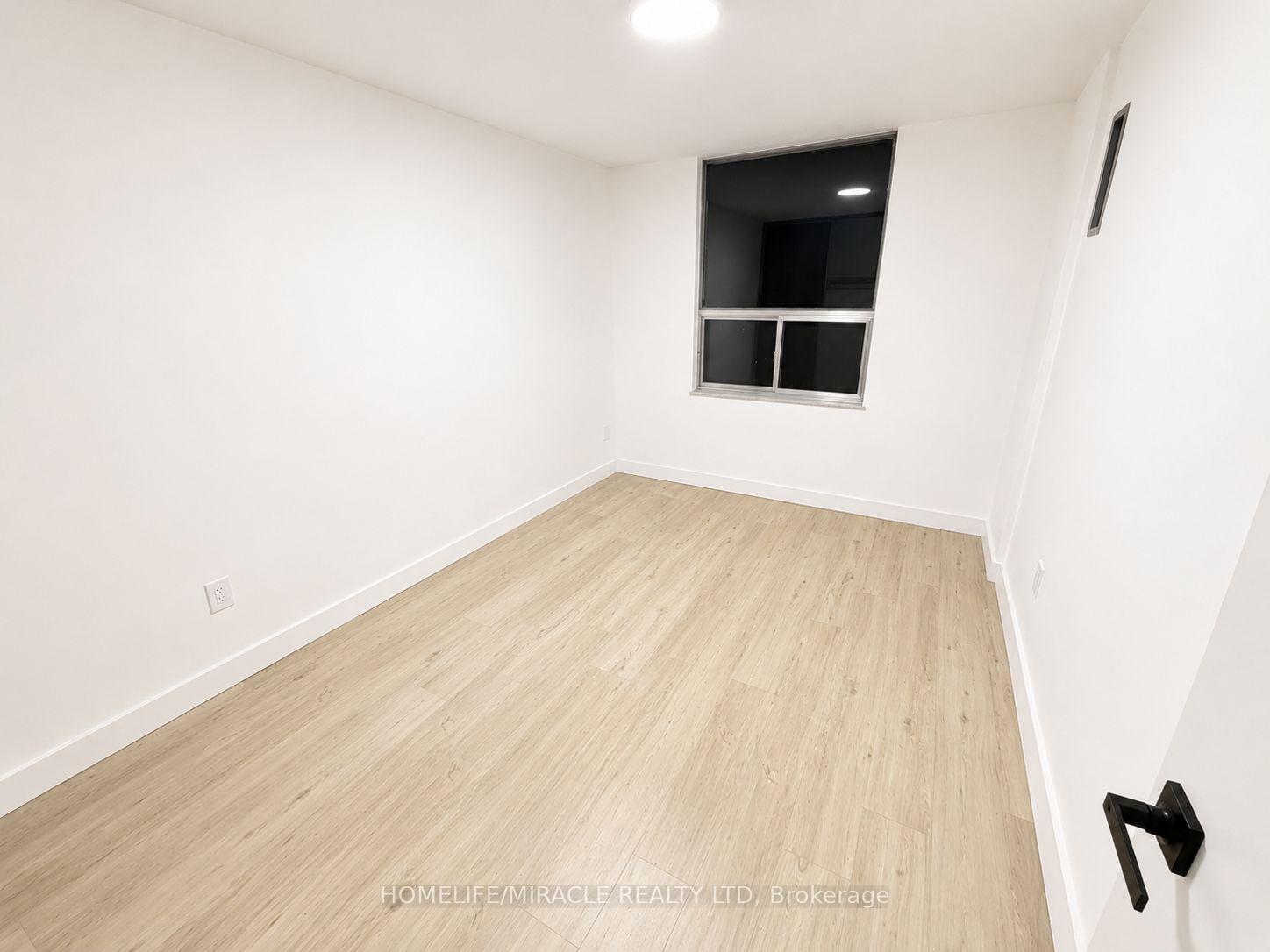 Photo 7 of Unit 416, 5 Shady Golf Way, Toronto, Flemingdon Park — HOMEH