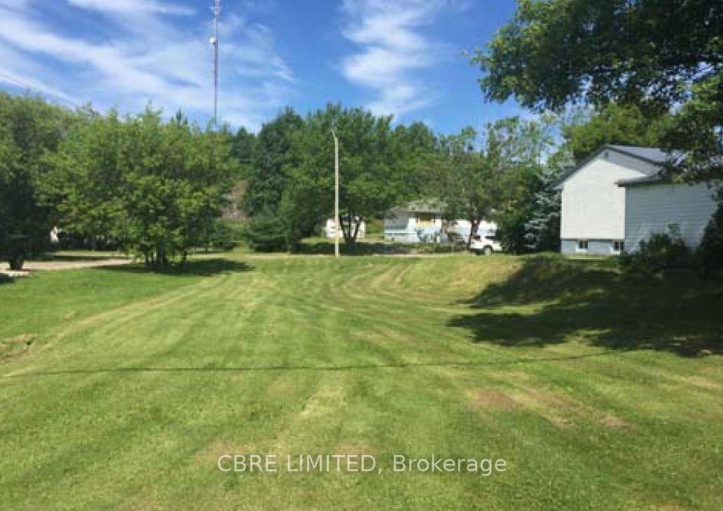 Photo 3 of 75 Maple Crescent, Atikokan — HOMEH
