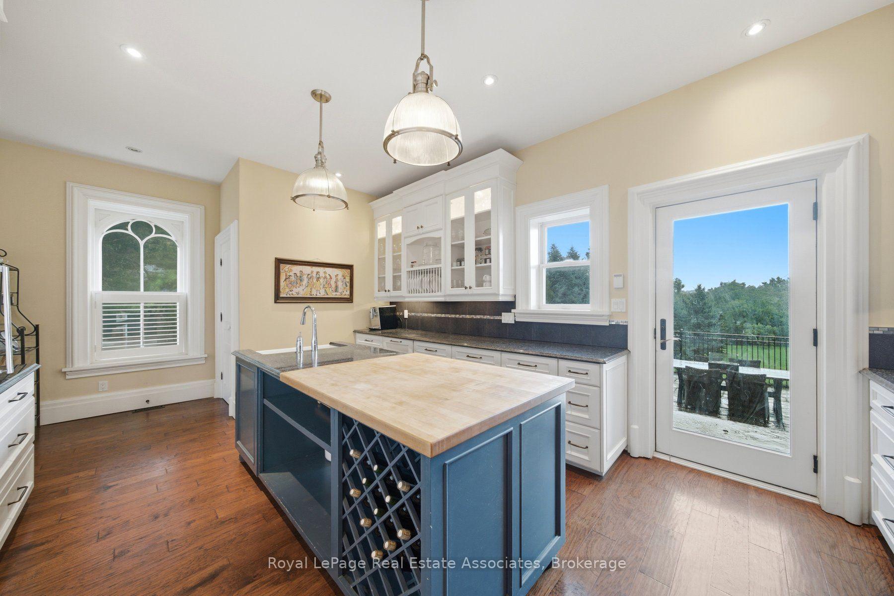 Photo 11 of 398 Canboro Road, Pelham, Fenwick — HOMEH