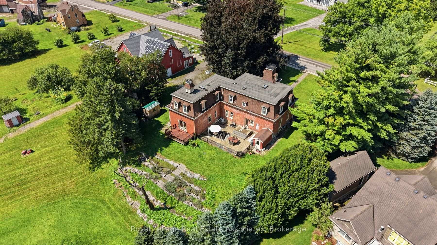 Photo 46 of 398 Canboro Road, Pelham, Fenwick — HOMEH