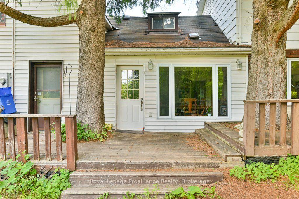 Photo 6 of 2014 Foxboro-Stirling Road, Quinte West, Sidney Ward — HOMEH