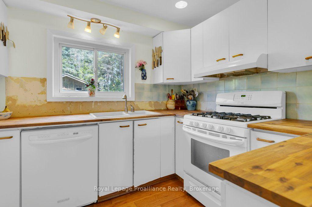 Photo 13 of 2014 Foxboro-Stirling Road, Quinte West, Sidney Ward — HOMEH