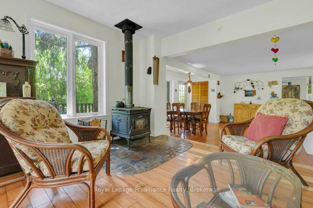 Photo 16 of 2014 Foxboro-Stirling Road, Quinte West, Sidney Ward — HOMEH