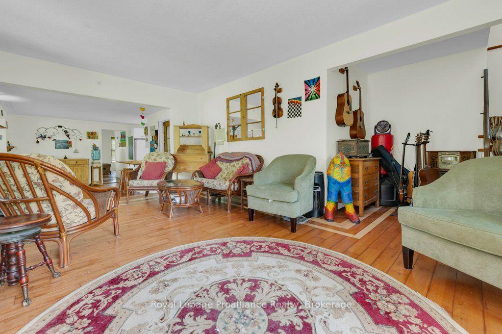 Photo 19 of 2014 Foxboro-Stirling Road, Quinte West, Sidney Ward — HOMEH