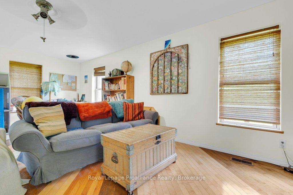 Photo 21 of 2014 Foxboro-Stirling Road, Quinte West, Sidney Ward — HOMEH