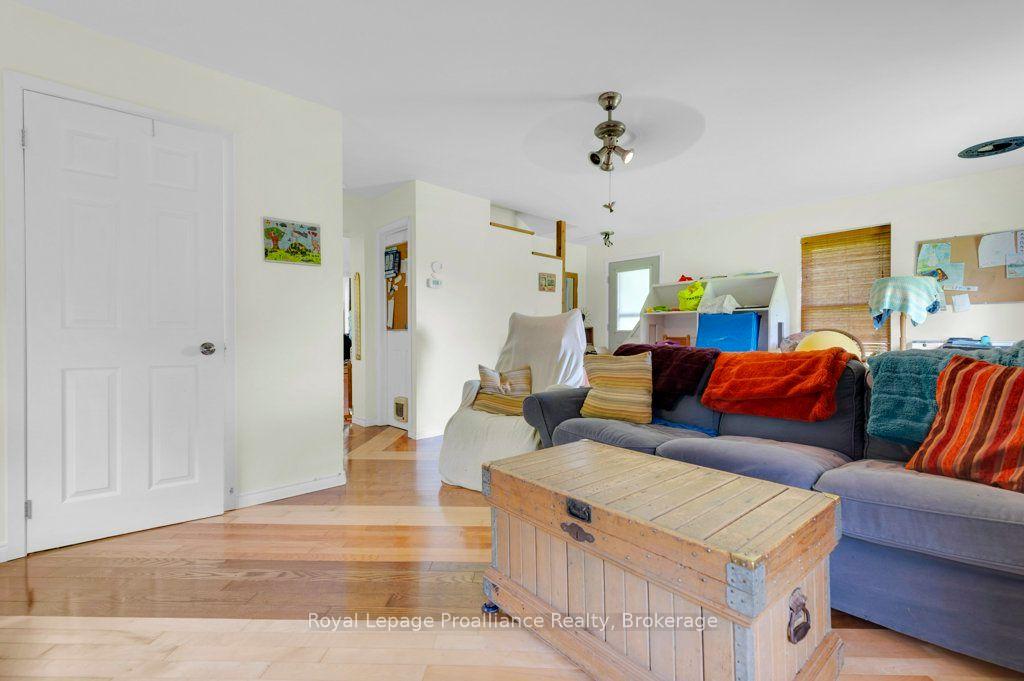 Photo 22 of 2014 Foxboro-Stirling Road, Quinte West, Sidney Ward — HOMEH