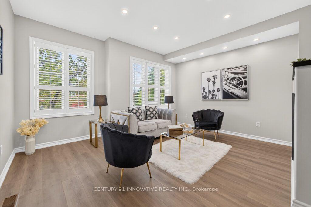 Photo 16 of Unit 13, 3071 Treadwells Drive, Mississauga, Applewood — HOMEH