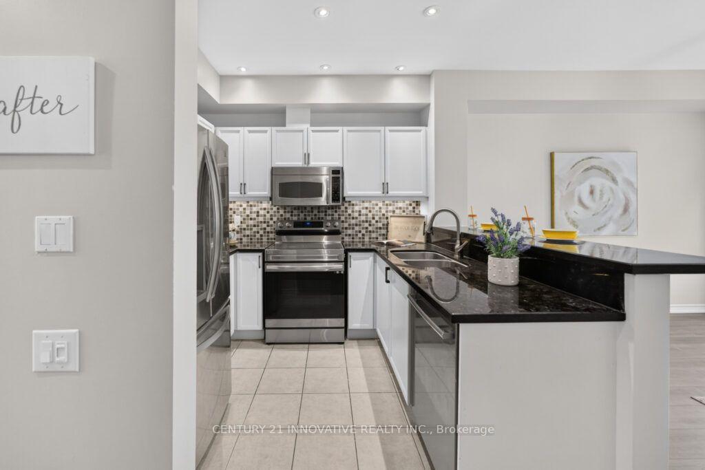 Photo 23 of Unit 13, 3071 Treadwells Drive, Mississauga, Applewood — HOMEH