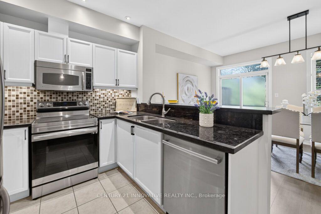 Photo 24 of Unit 13, 3071 Treadwells Drive, Mississauga, Applewood — HOMEH