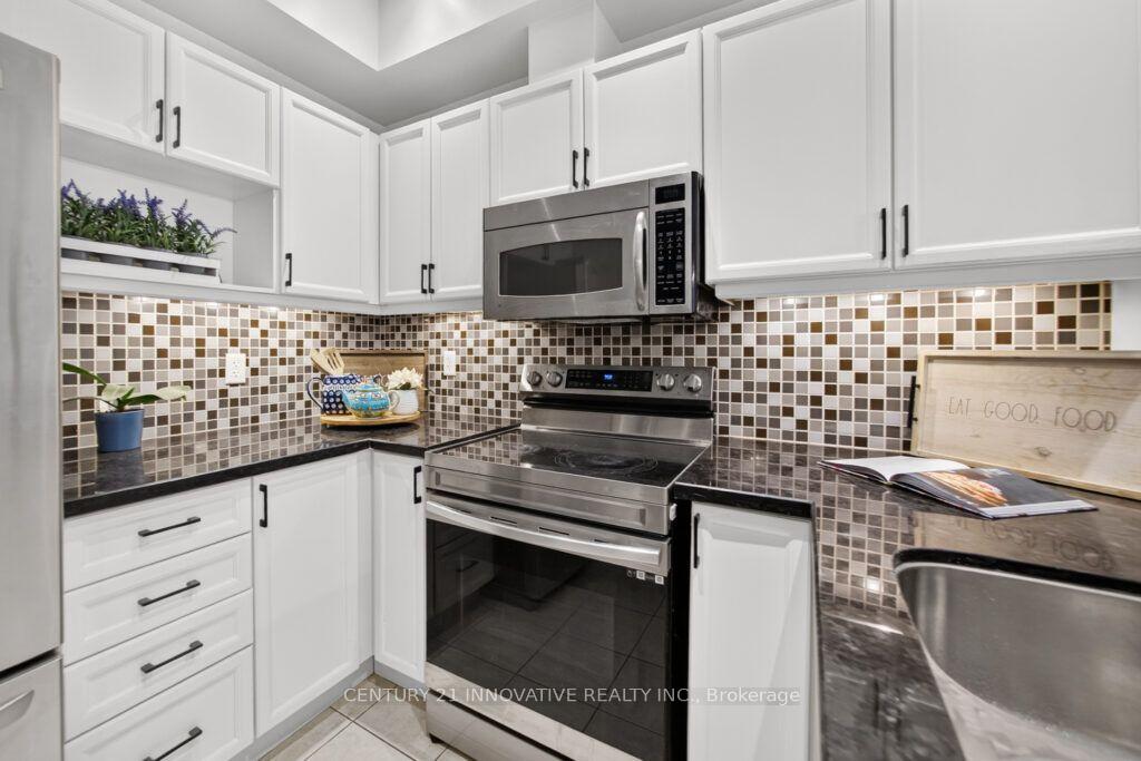 Photo 27 of Unit 13, 3071 Treadwells Drive, Mississauga, Applewood — HOMEH