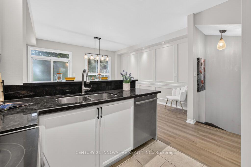 Photo 28 of Unit 13, 3071 Treadwells Drive, Mississauga, Applewood — HOMEH