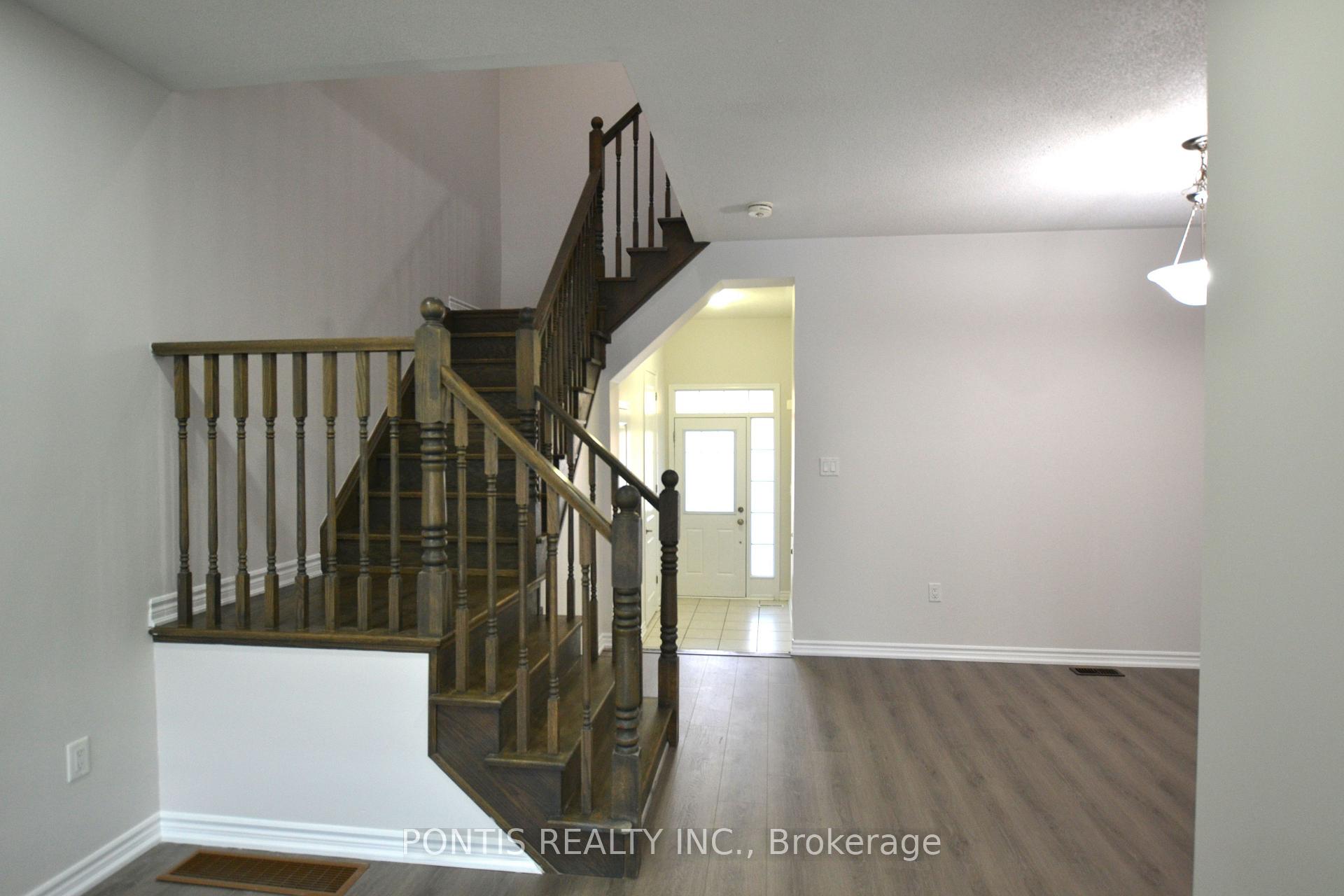 Photo 4 of 47 Phyllis Drive, Caledon, Rural Caledon — HOMEH