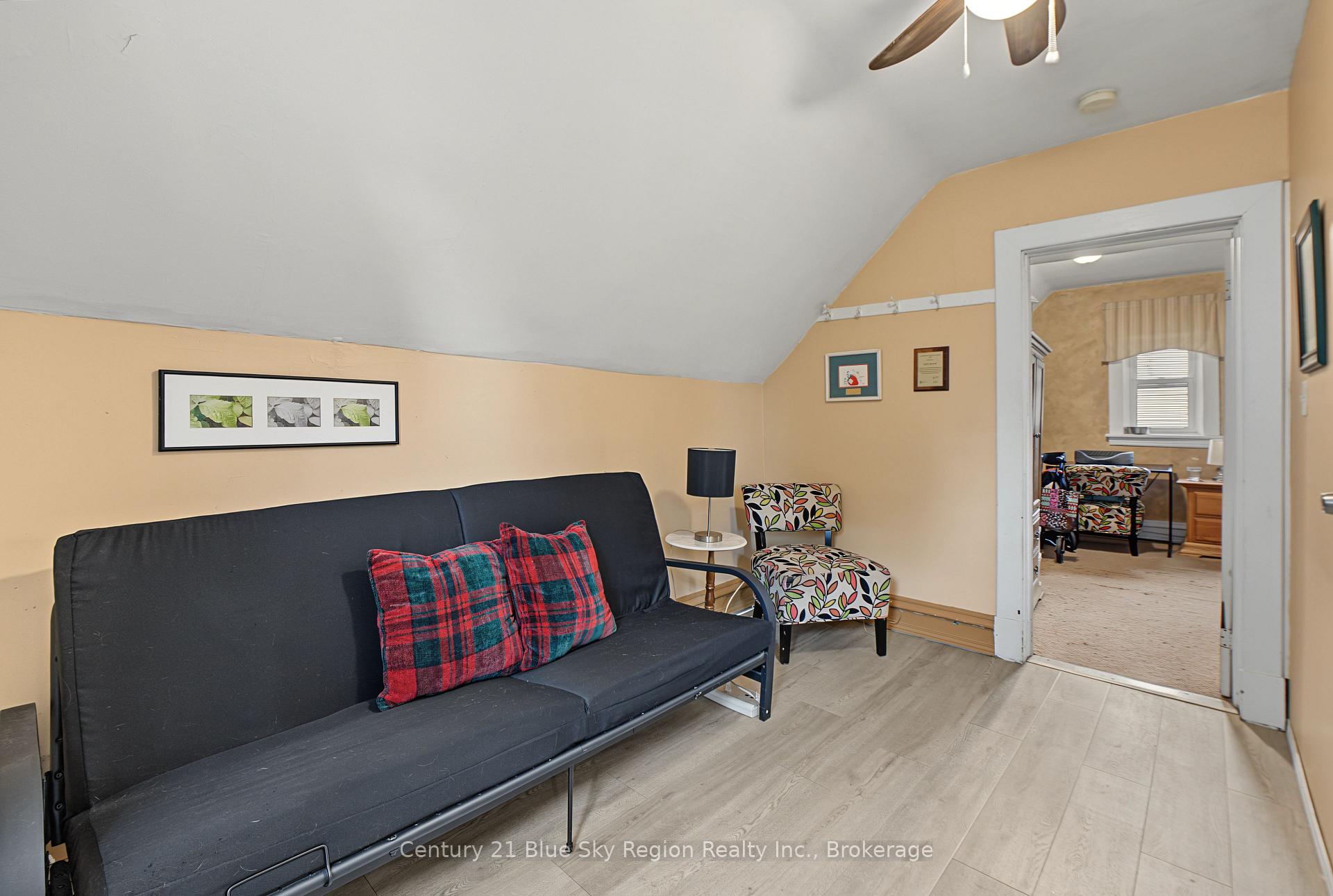Photo 15 of 869 Ferguson Street, North Bay, Central — HOMEH